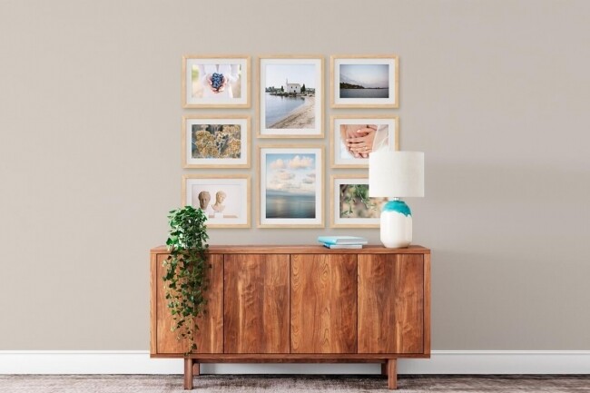 Σύνθεση με 8 Κορνίζες Συνολική Διαστάση  112 x 140cm