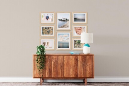 Σύνθεση με 8 Κορνίζες Συνολική Διαστάση  112 x 140cm